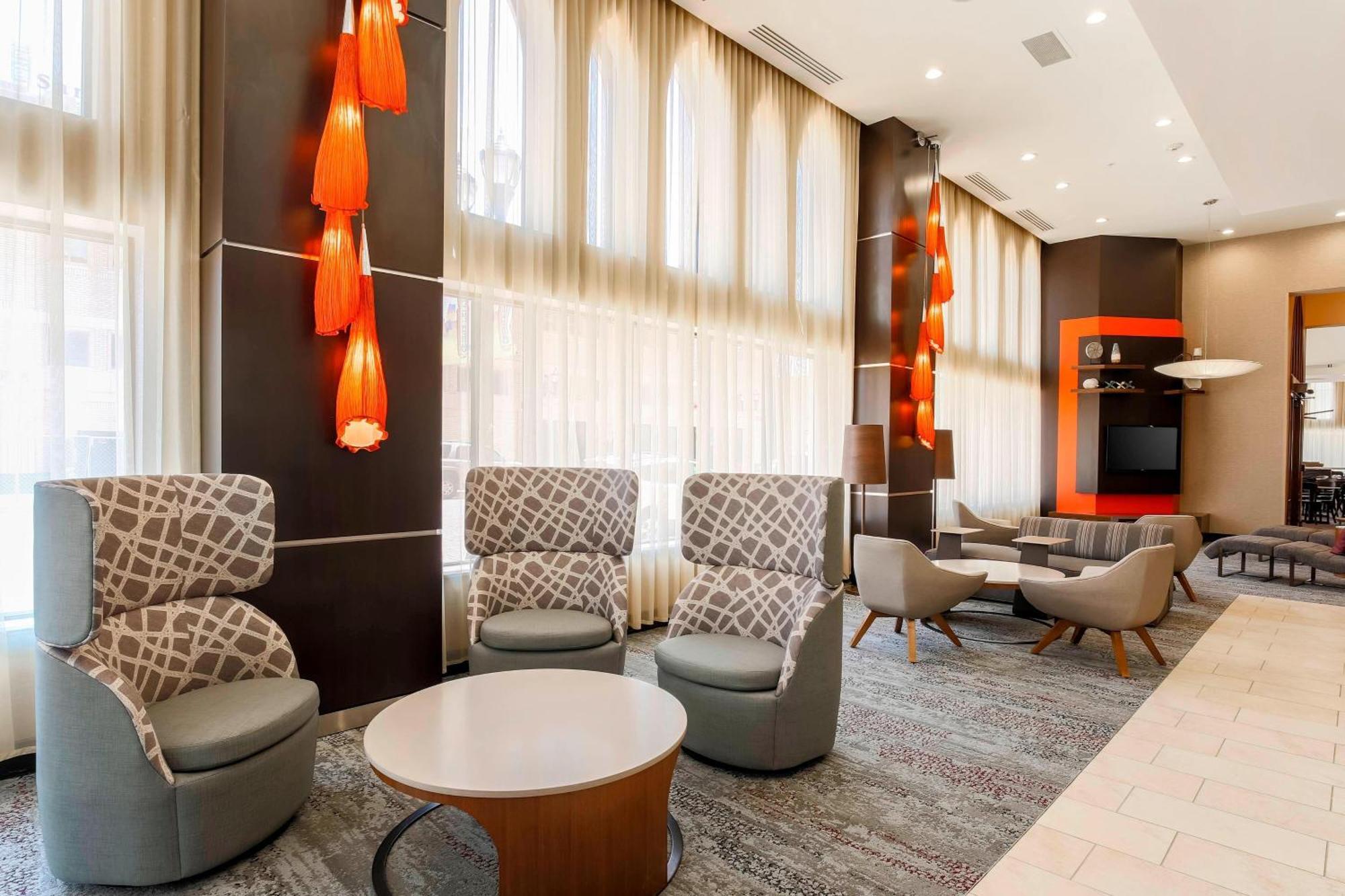 Отель Courtyard By Marriott Amarillo Downtown Экстерьер фото